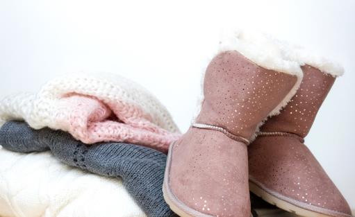 雪地靴温暖又可爱但怕脏易脏 教你雪地靴的清理保养方法