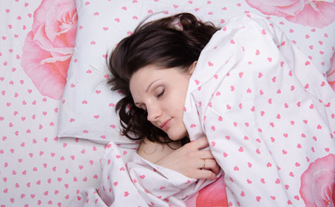 更年期女性睡前有这8个禁忌