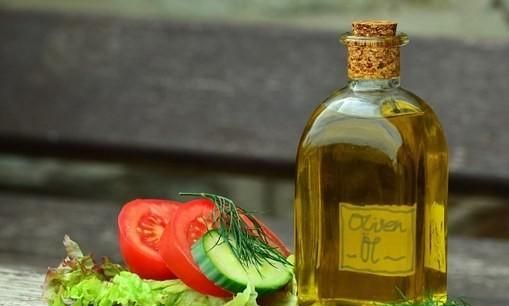 橄榄油能不能直接吃，哪种橄榄油可以直接食用的？