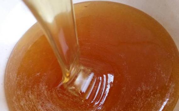 蜂蜜喝着有点酸是不是坏了？蜂蜜过期是什么样子