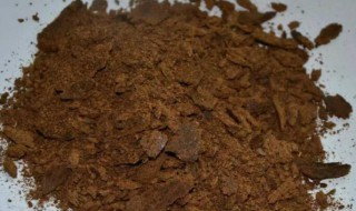 茶籽渣怎么做肥料 茶籽渣做肥料好?还是花生渣做肥料好?
