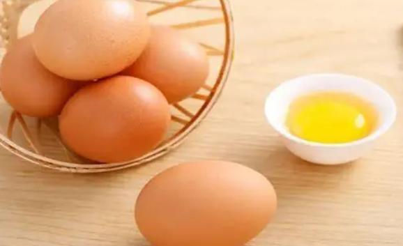 鸡蛋是酸性还是碱性？生鸡蛋可以吃吗