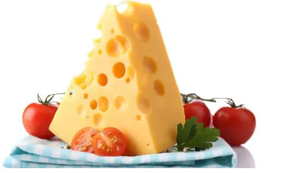 奶酪的主要成分是什么呢？吃奶酪有什么好处呢