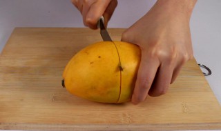 芒果怎么削皮方便 芒果怎么削皮方便?芒果怎么吃?