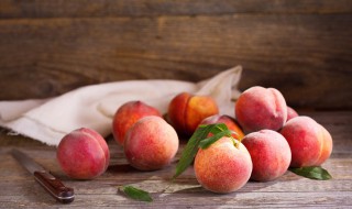 吃烂桃子如何解毒 吃烂桃子中毒症状