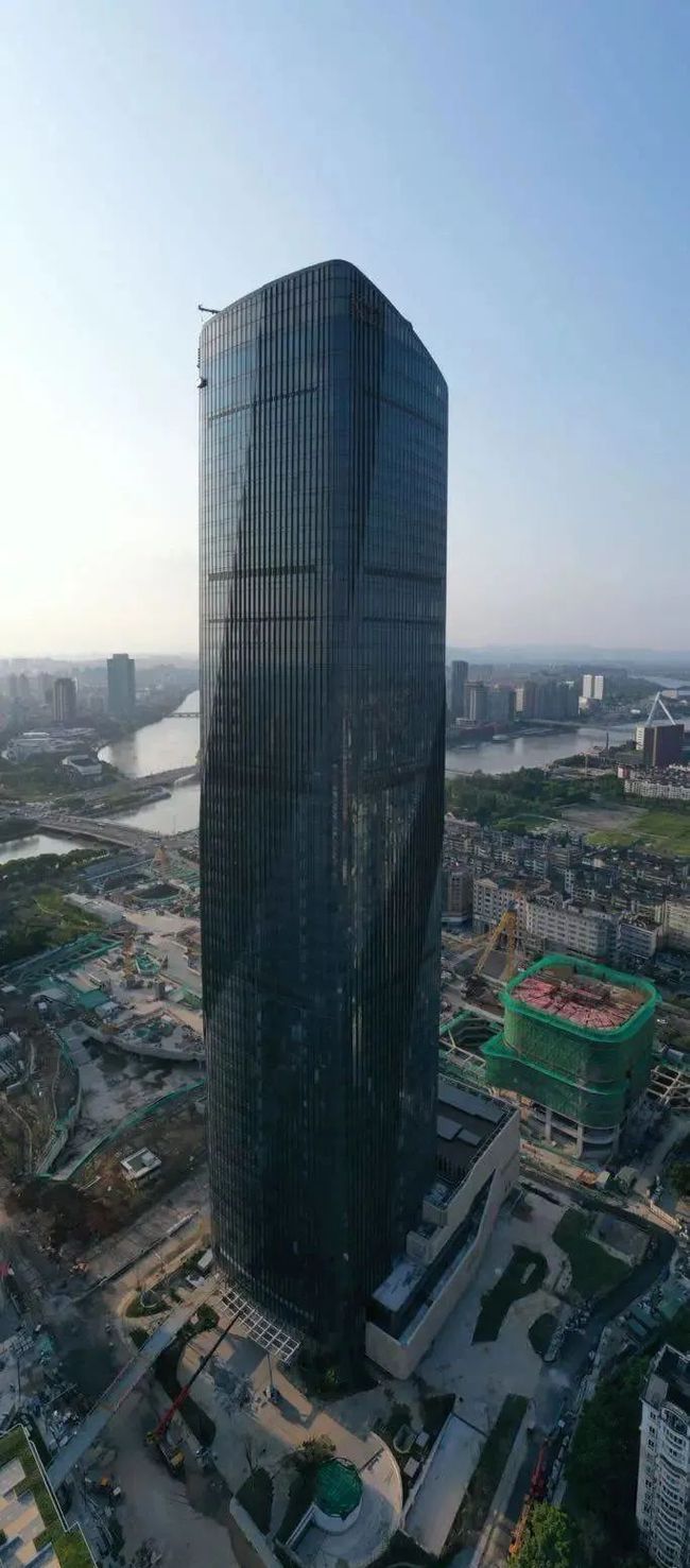 中国第一高楼1300米