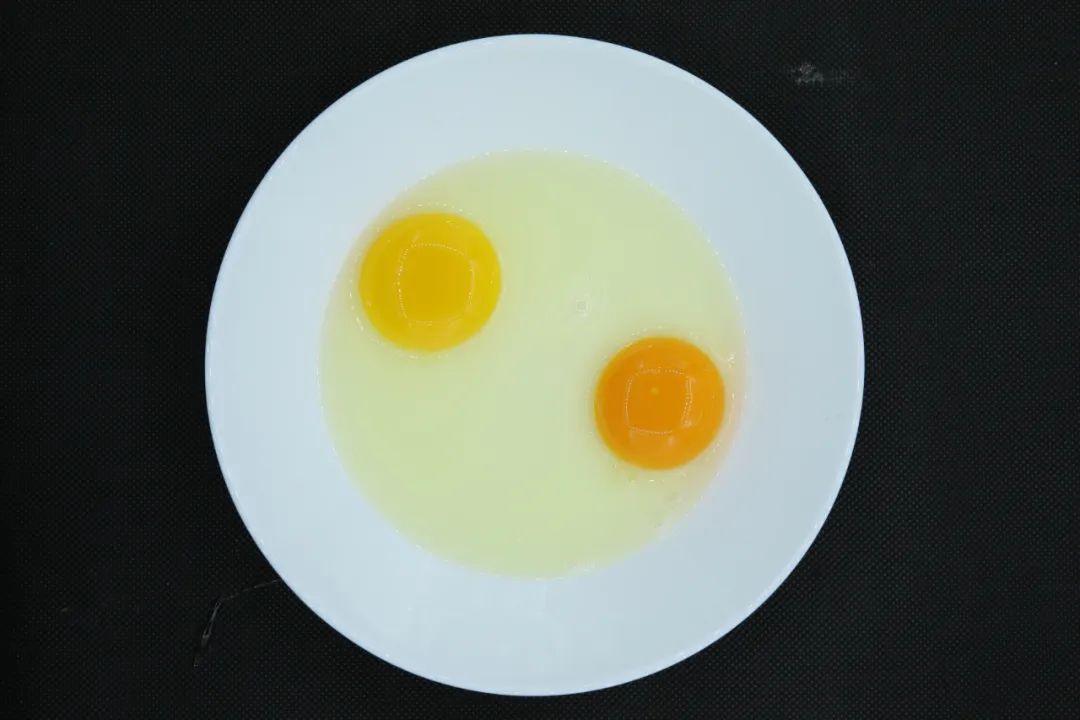 乌鸡蛋是什么颜色